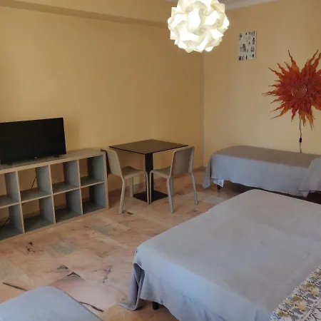 فندق مبيت وإفطار Casa Vittoria